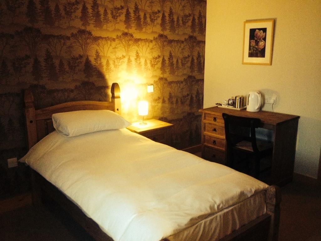 The Mount Hotel Malton Room photo